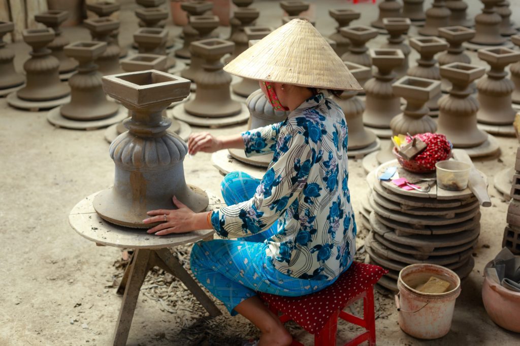 Importing Vietnam Terracotta (1)