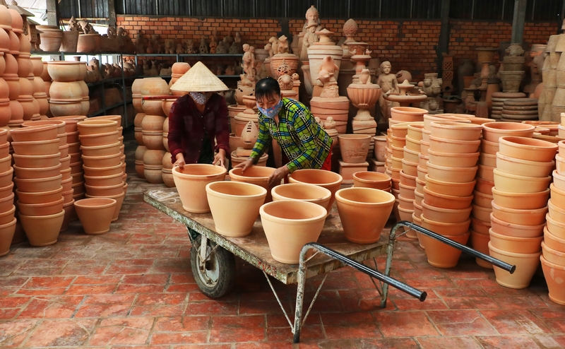 pottery production process